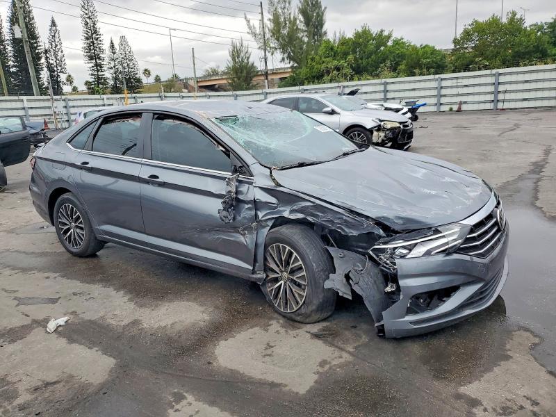 Фото 4 - VOLKSWAGEN JETTA