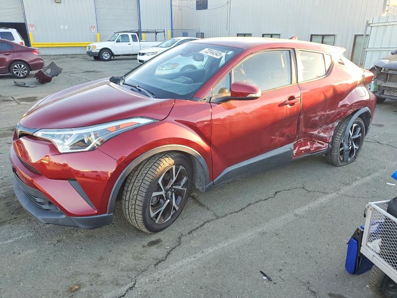 Фото 1 - TOYOTA C-HR