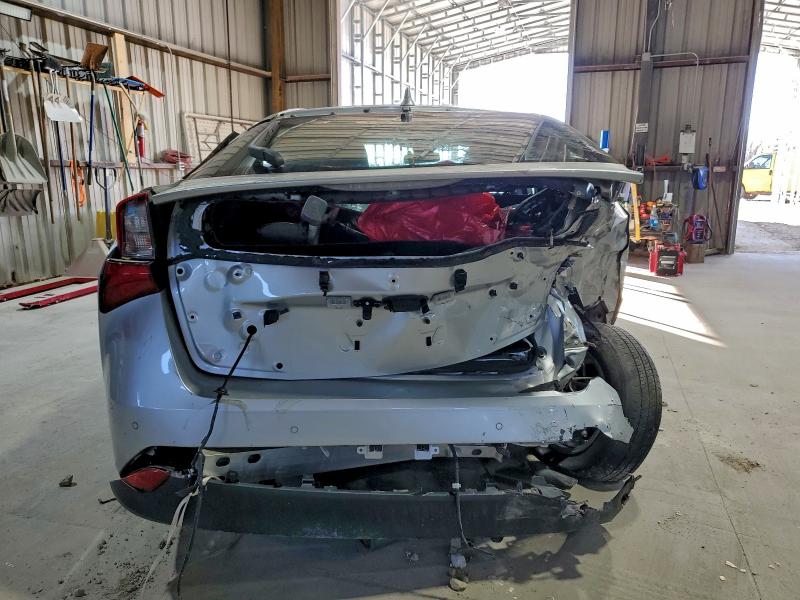 Фото 6 - TOYOTA PRIUS