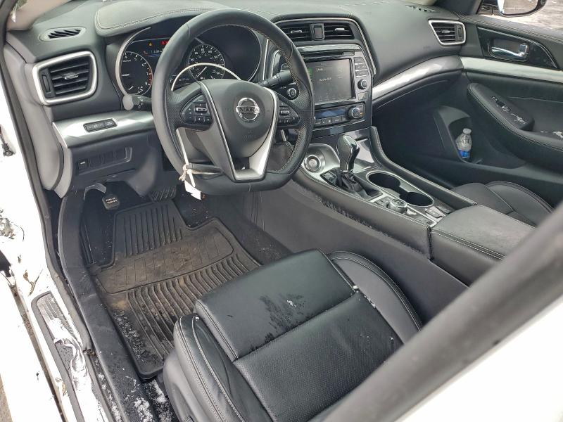 Фото 8 - NISSAN MAXIMA