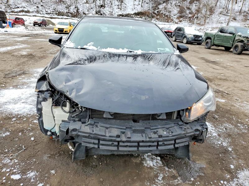 Фото 5 - TOYOTA CAMRY