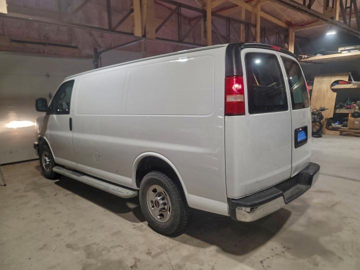 Фото 3 - GMC SAVANA