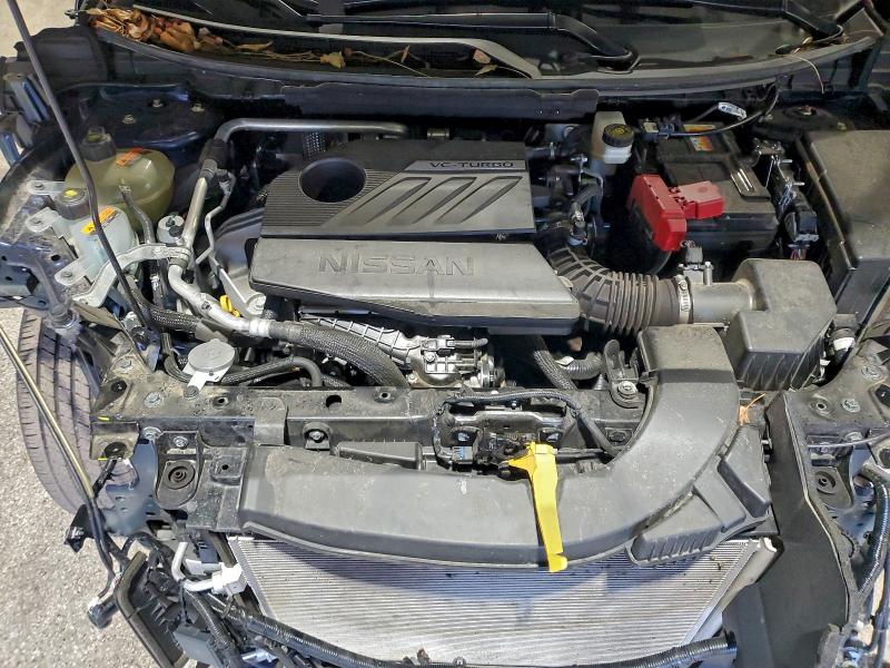 Фото 12 - NISSAN ROGUE