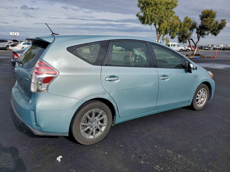 Фото 3 - TOYOTA PRIUS