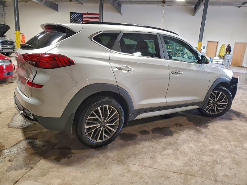 Фото 3 - HYUNDAI TUCSON