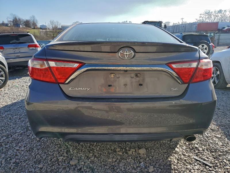 Фото 6 - TOYOTA CAMRY