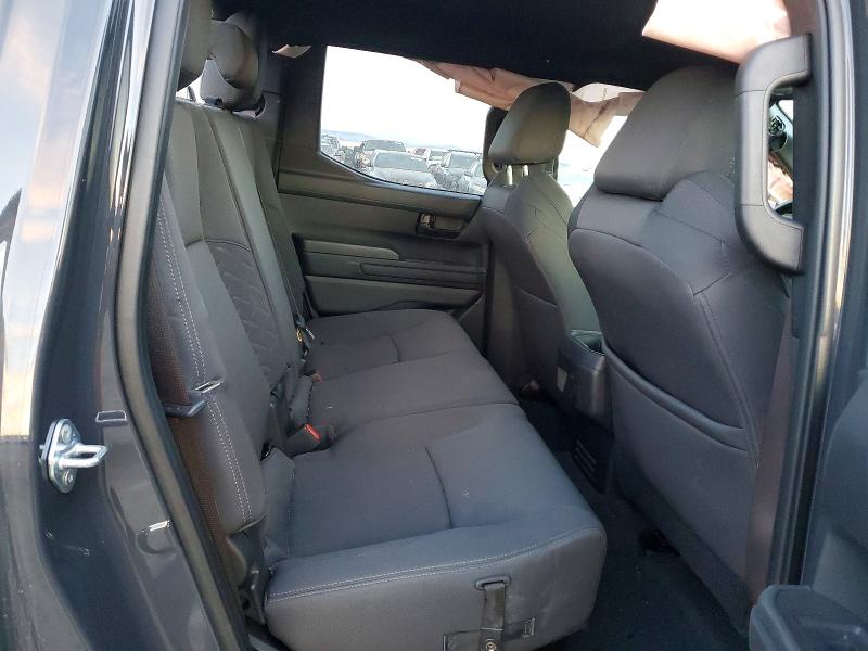 Фото 10 - TOYOTA TACOMA