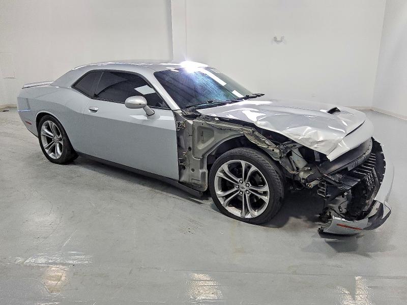 Фото 4 - DODGE CHALLENGER