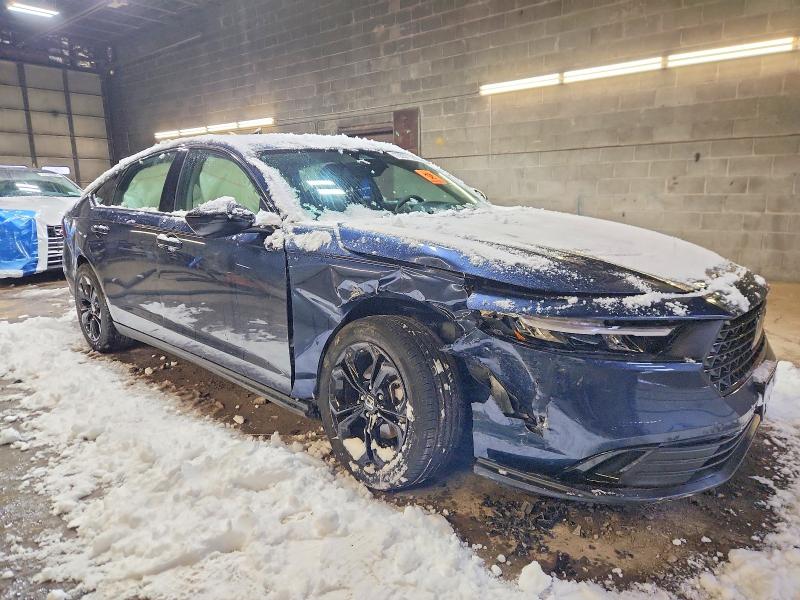 Фото 4 - HONDA ACCORD