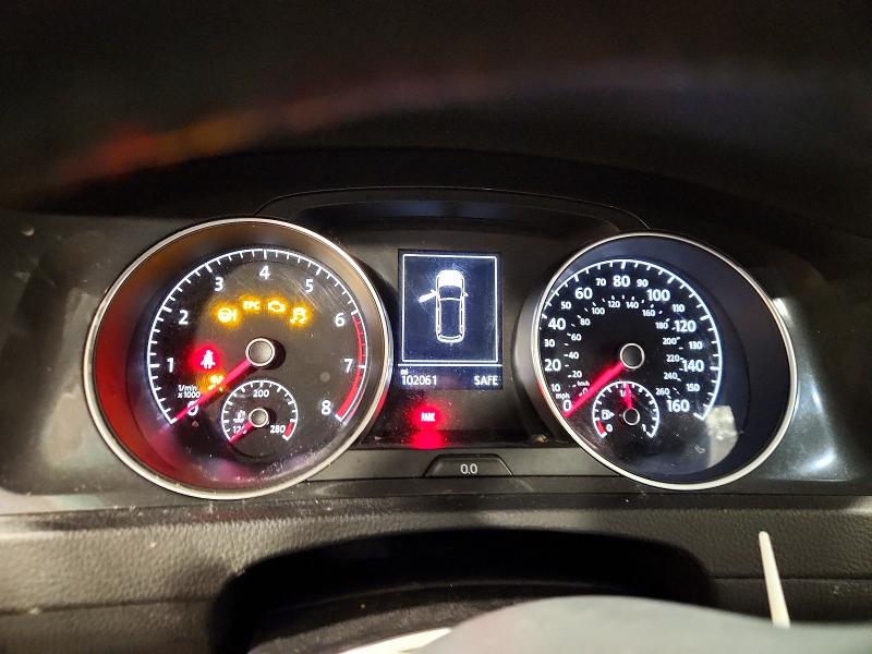 Фото 9 - VOLKSWAGEN GOLF