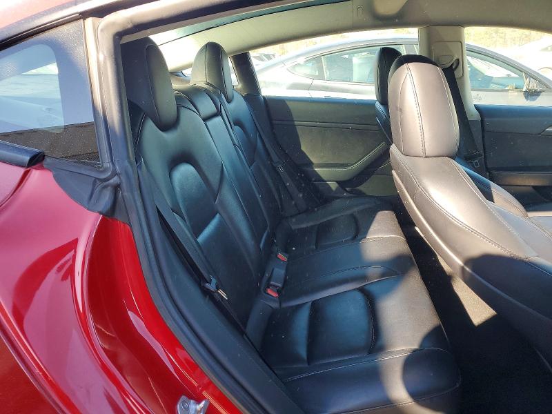 Фото 10 - TESLA MODEL 3