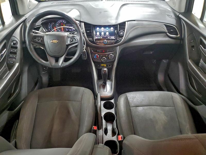 Фото 8 - CHEVROLET TRAX