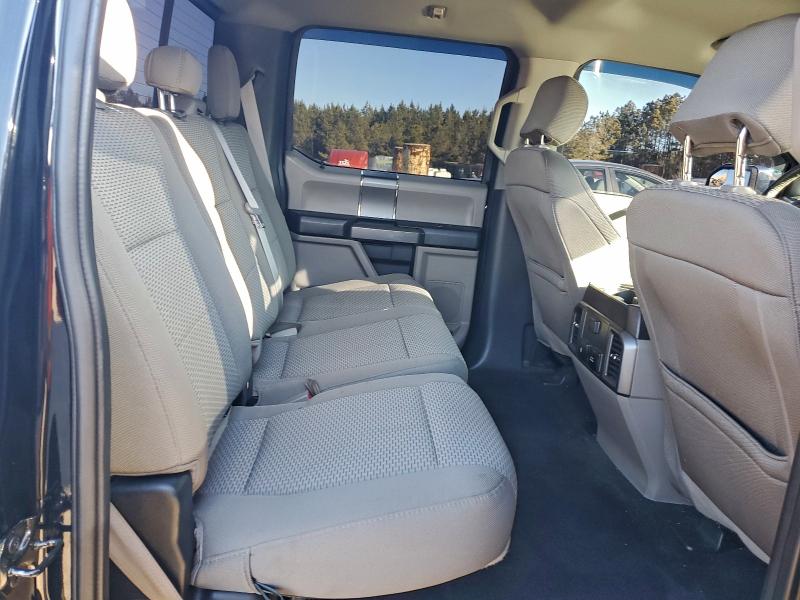 Фото 10 - FORD F-150