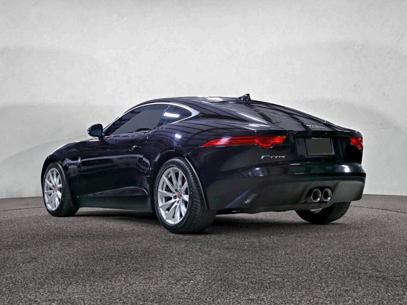 Фото 3 - JAGUAR F-TYPE