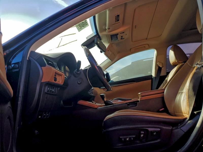 Фото 7 - LEXUS ES350