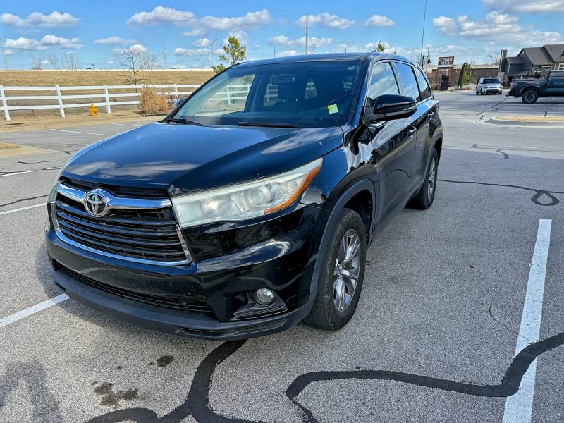 Фото 2 - TOYOTA HIGHLANDER