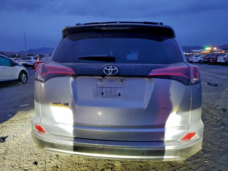 Фото 6 - TOYOTA RAV4