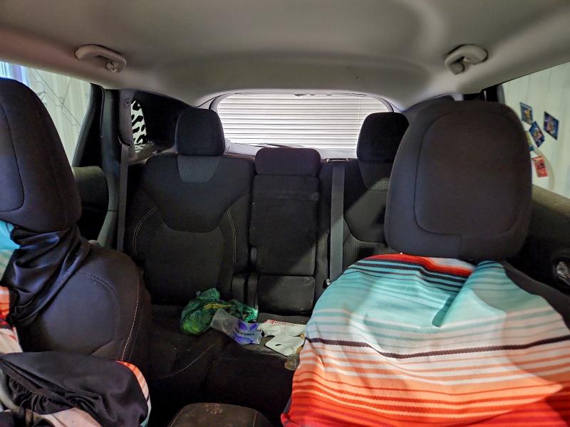 Фото 10 - JEEP GRAND CHER