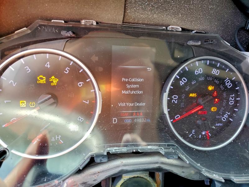 Фото 9 - TOYOTA RAV4