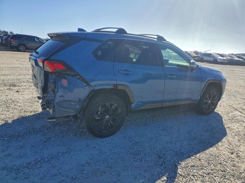 Фото 3 - TOYOTA RAV4