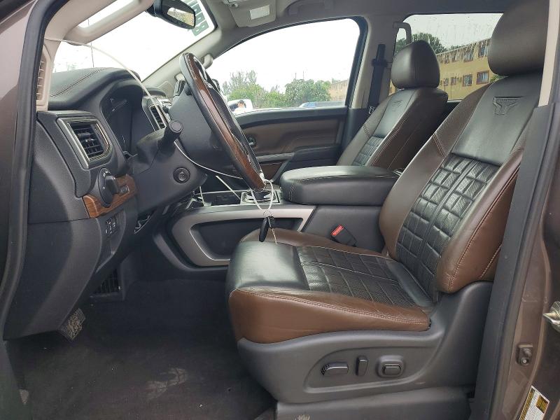 Фото 7 - NISSAN TITAN