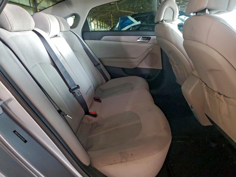 Фото 10 - HYUNDAI SONATA