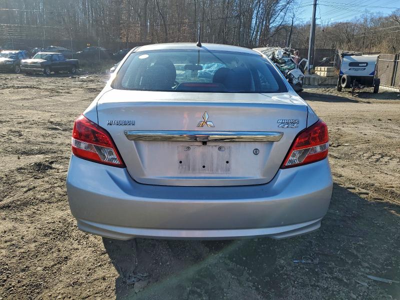 Фото 6 - MITSUBISHI MIRAGE