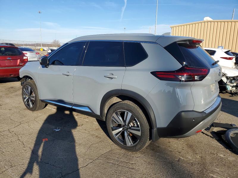 Фото 2 - NISSAN ROGUE