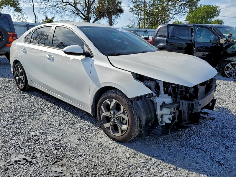 Фото 4 - KIA FORTE