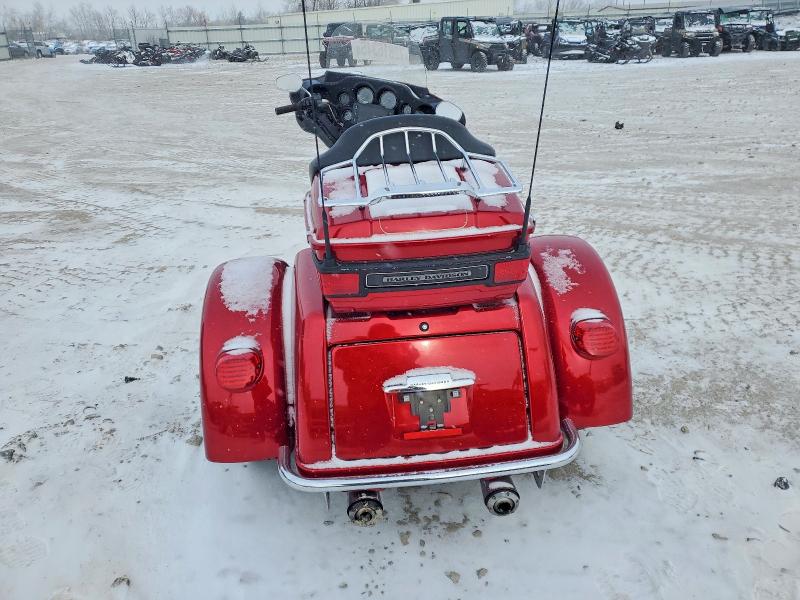 HARLEY-DAVIDSON FL 2013