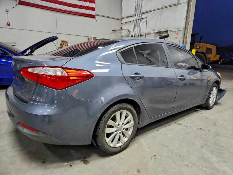 Фото 3 - KIA FORTE