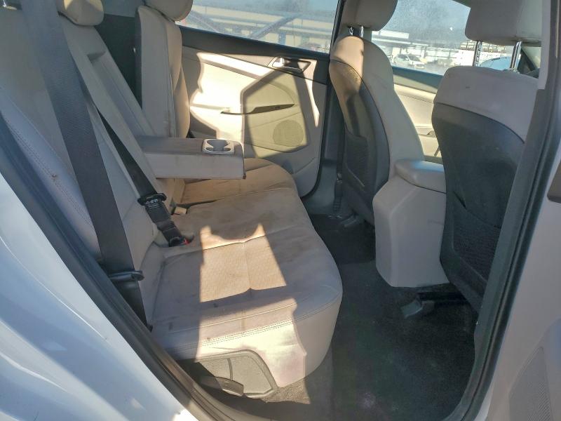 Фото 10 - HYUNDAI TUCSON