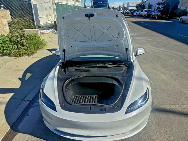 Фото 7 - TESLA MODEL 3