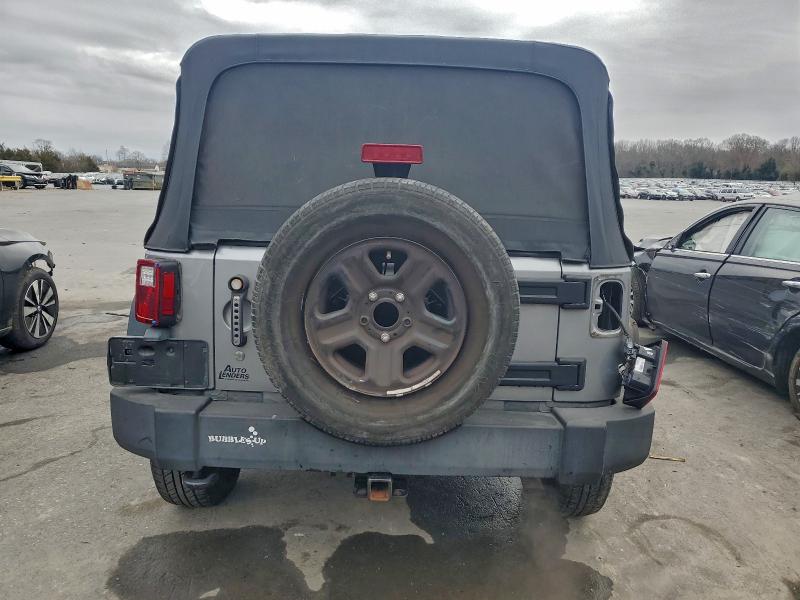 Фото 6 - JEEP WRANGLER