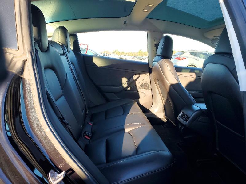 Фото 10 - TESLA MODEL 3