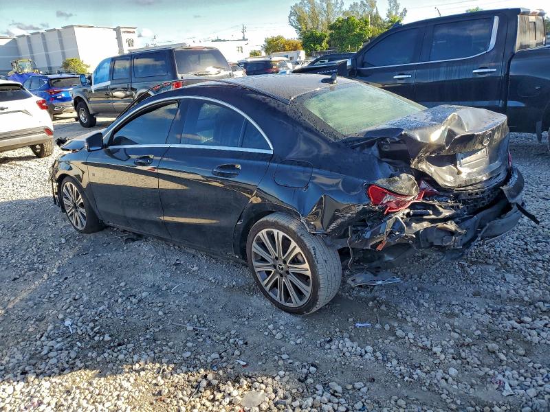 Фото 2 - MERCEDES-BENZ CLA-CLASS