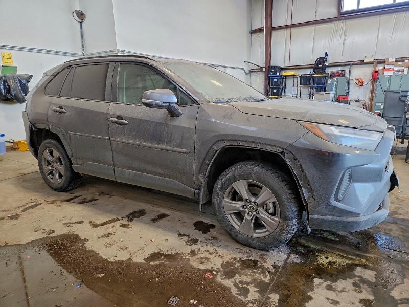 Фото 4 - TOYOTA RAV4