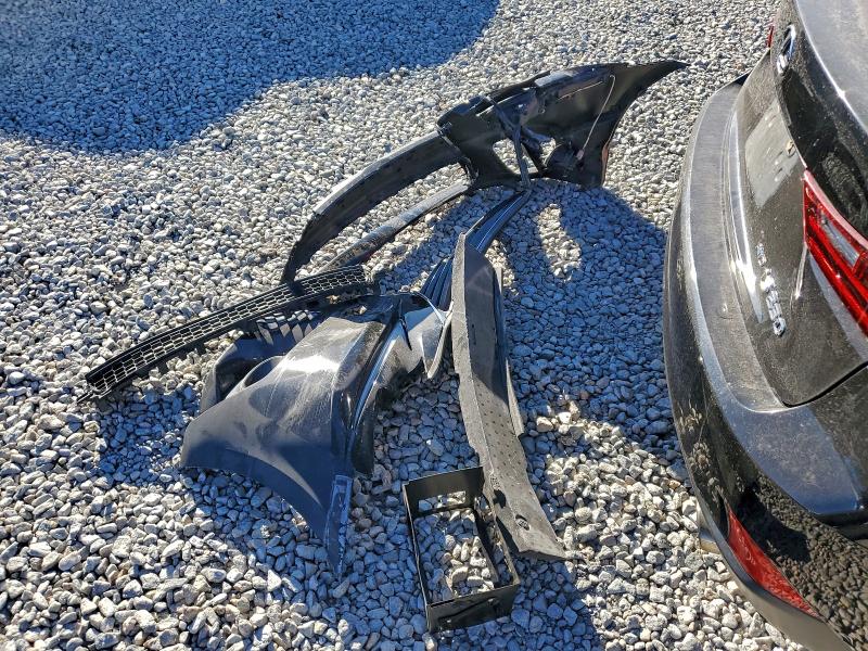 Фото 12 - LEXUS IS