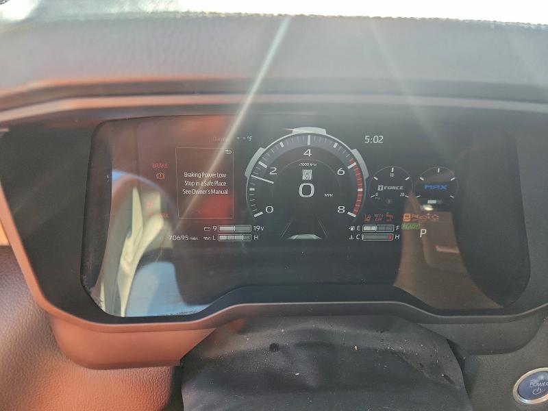 Фото 9 - TOYOTA TUNDRA