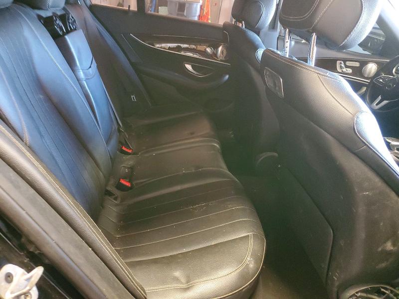 Фото 10 - MERCEDES-BENZ E-CLASS