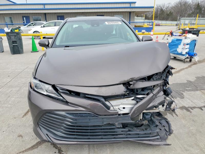 Фото 5 - TOYOTA CAMRY