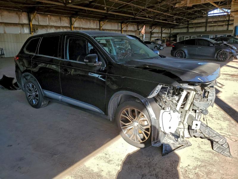 Фото 4 - MITSUBISHI OUTLANDER