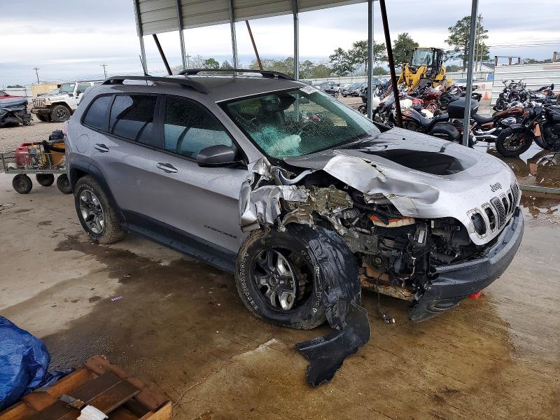 Фото 4 - JEEP CHEROKEE