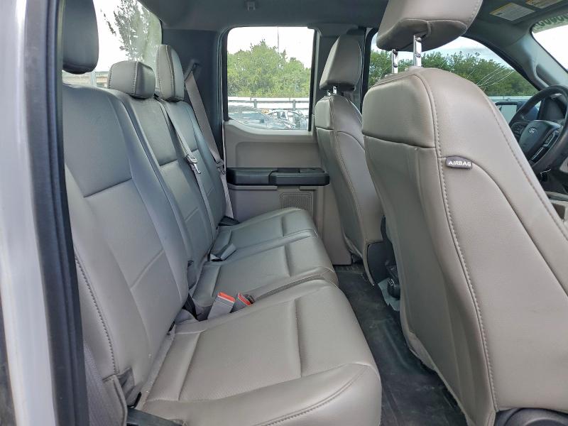 Фото 10 - FORD F-150