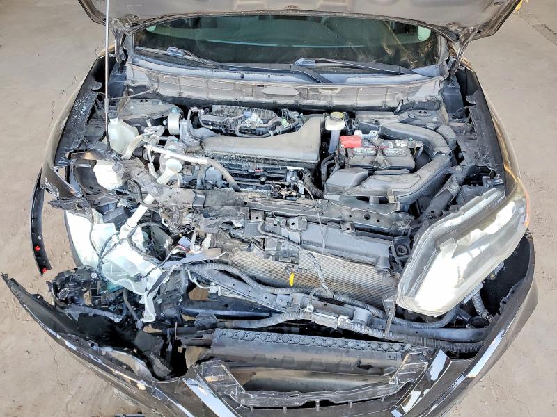 Фото 12 - NISSAN ROGUE