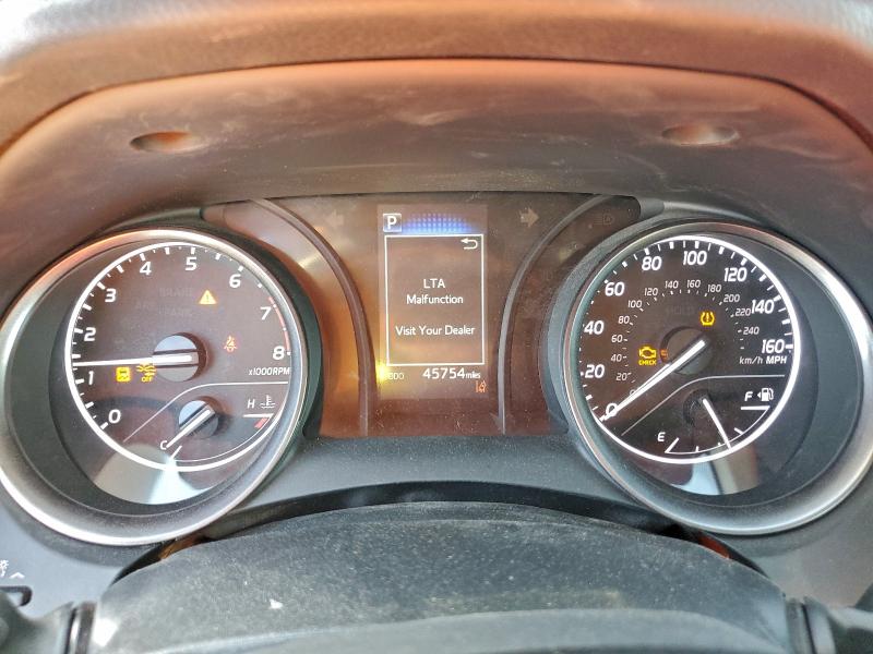 Фото 9 - TOYOTA CAMRY