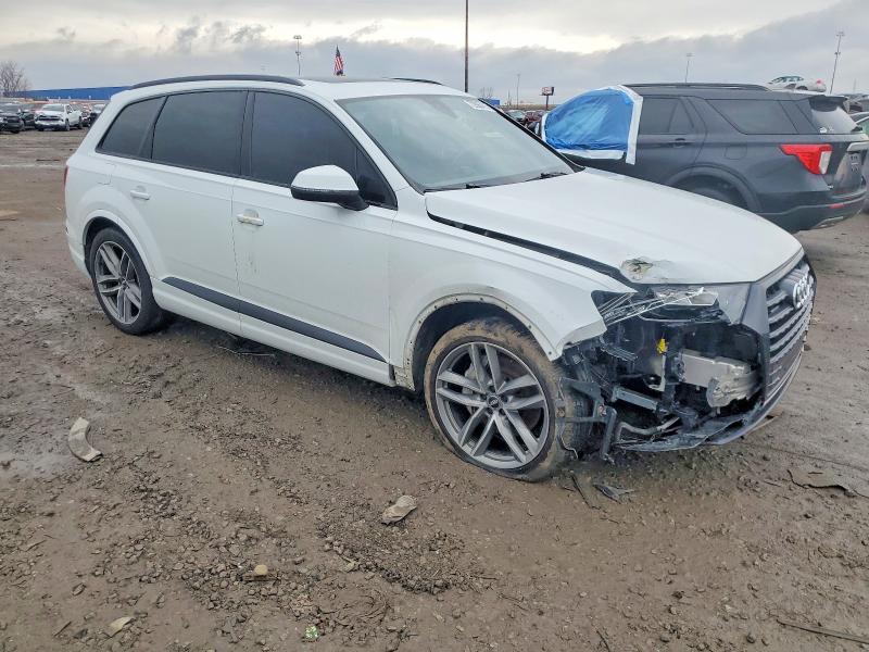 Фото 4 - AUDI Q7