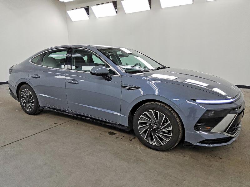 Фото 4 - HYUNDAI SONATA