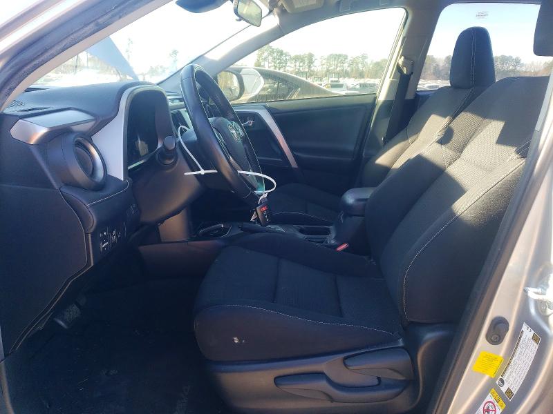 Фото 7 - TOYOTA RAV4