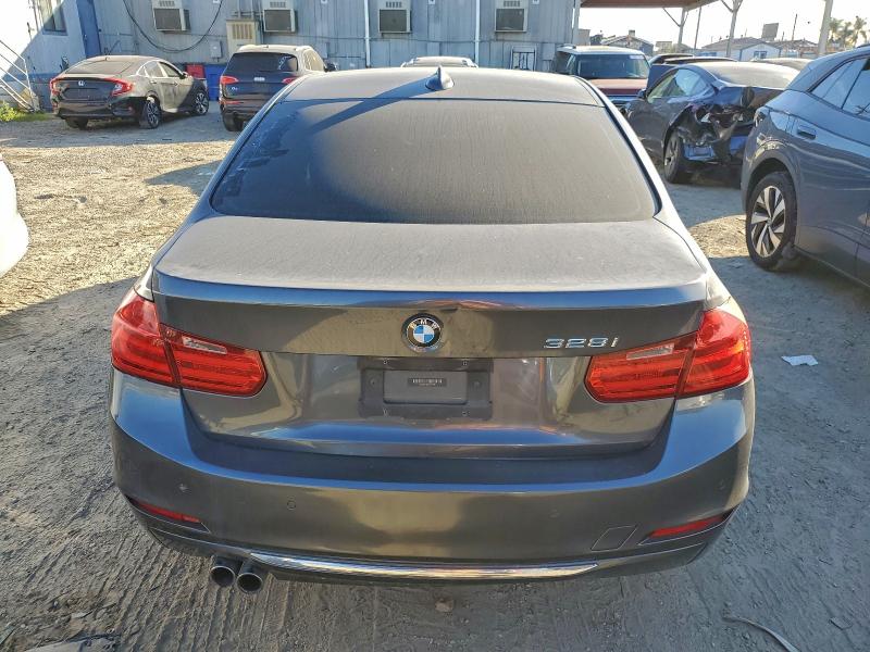 Фото 6 - BMW 3 SERIES